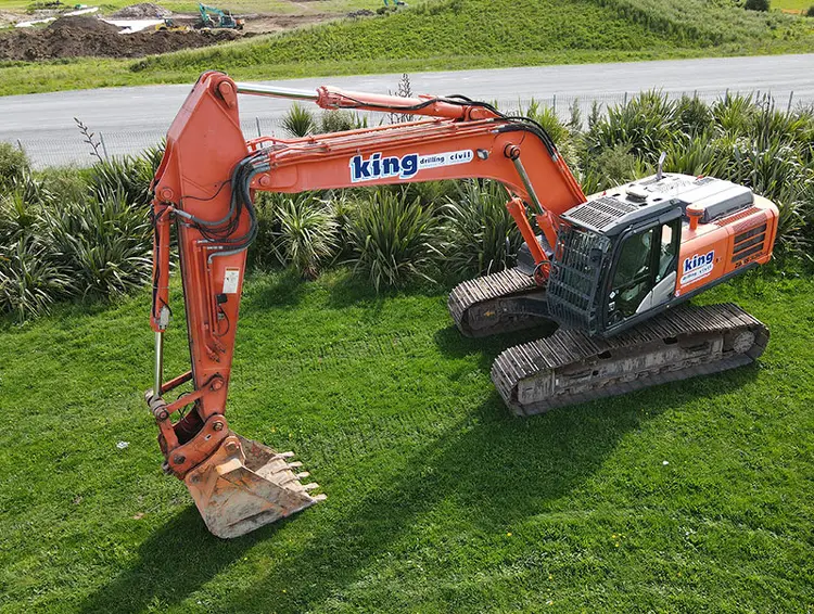 King Group civil excavator